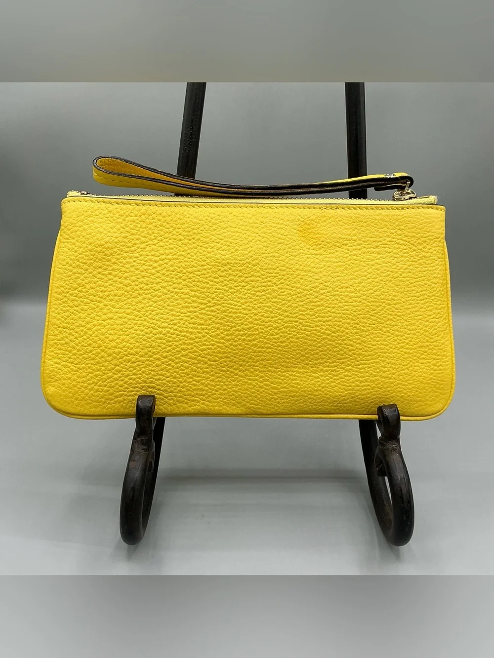 kate spade Zippered Chrissy Berkshire Road Yellow/Gold Wristlet/Clutch